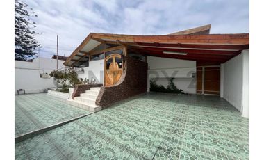 Casa grande en sector sur Iquique