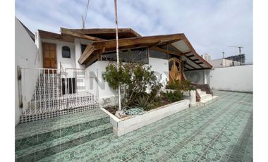 Casa grande en sector sur Iquique