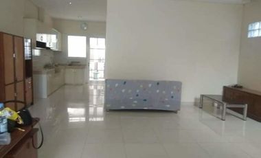 Di jual rumah 2 lantai di pasir luyu buah batu Bandung