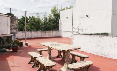 Excelente Ph 4 ambientes 1 piso con terraza toda la superficie, a 1 cuadra de Beiro y Lope de Vega