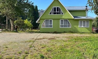 Casa en arriendo de 5 dorm. en Valdivia