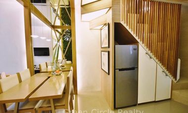 3BR House with Balcony, Hulugan ang Downpayment