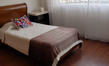 Hermosisima casa en Lomas 4a.