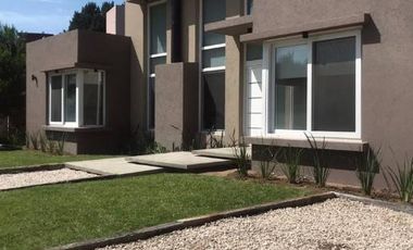 Casa en alquiler en Pinamar