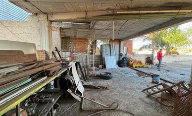 ¡ATENCION INVERSIONISTAS! Venta de Lote con construcción zona BUAP -  3 CRUCES