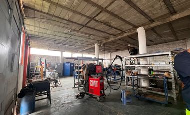 ¡ATENCION INVERSIONISTAS! Venta de Lote con construcción zona BUAP -  3 CRUCES