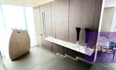 RESIDENCIA EN ZONA EXCLUSIVA AL PONIENTE DE LA CDMX, ACABADOS ITALIANOS.