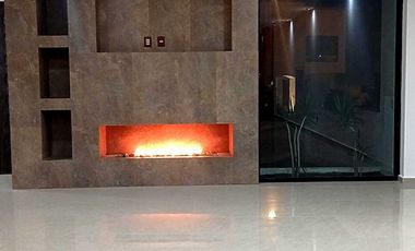 CASA EN VENTA FRACC. PASEO DEL PARQUE, TRES MARÍAS, PRIVADO, CASA CLUB, GIMNASIO, ETC.