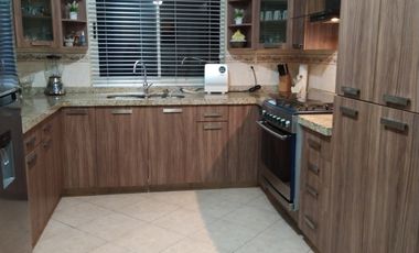CASA EN VENTA CUMBRES 4o. SECTOR  MONTERREY NUEVO LEON