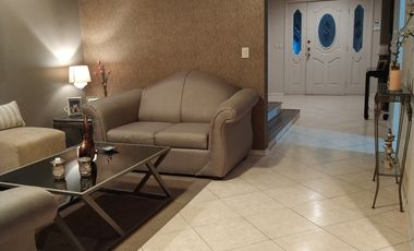 CASA EN VENTA CUMBRES 4o. SECTOR  MONTERREY NUEVO LEON