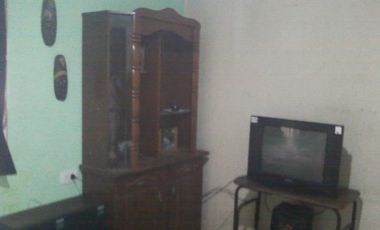 Casa Americana a refaccionar en Glew con buena ubicación y escritura.