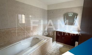CASA EN VENTA , COL. CIUDAD DEL VALLE, TEPIC, NAY.