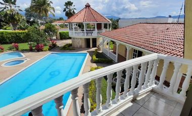 casa campestre en venta en conjunto el paraíso a 500m del peaje de chinauta. Cod V9459974