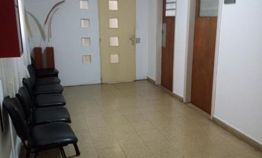 Retasado Venta Oficina Escritura z/Tribunales I en Centro U$S27.000.