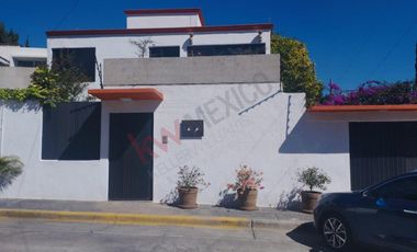Crea memorias inolvidables en esta residencia - Casa en venta en Satélite, Estado de México