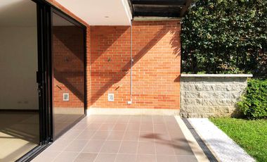 PR14578 Renta de casa en el sector Loma del Chocho