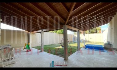 Chalet en venta en Barrio Maritimo