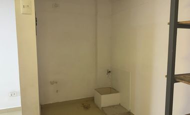 local en arriendo en versalles. Cod A108049