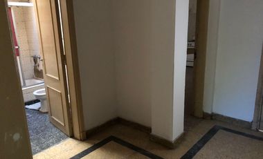 CASA DE 4 AMBIENTES - SOLO APTA PARA DEPOSITO
