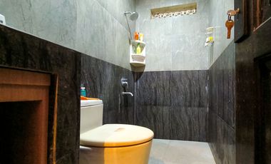 Rumah 5 Kamar Tidur SHM dekat Gandaria City Mall Dibantu KPR J-46152