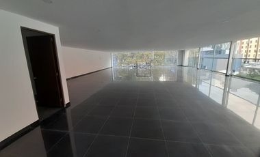 edificio en arriendo en santa barbara. Cod A243