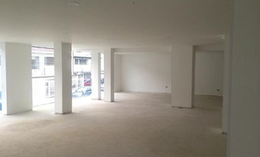 edificio en arriendo en santa barbara. Cod A243