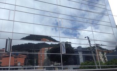 edificio en arriendo en santa barbara. Cod A243