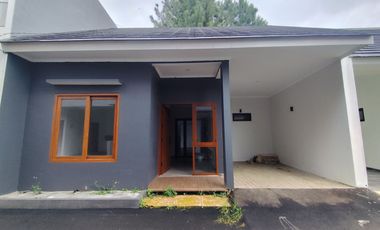 Rumah SHM 10 Menit ke Trans Studio Mall Cibubur Bebas Banjir J-43919