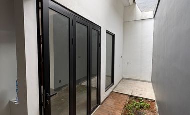Rumah SHM 10 Menit ke Trans Studio Mall Cibubur Bebas Banjir J-43919