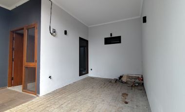 Rumah SHM 10 Menit ke Trans Studio Mall Cibubur Bebas Banjir J-43919