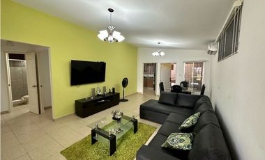 VENDO CASA EN BRISAS DE GOLF DE ARRAIJAN. AM