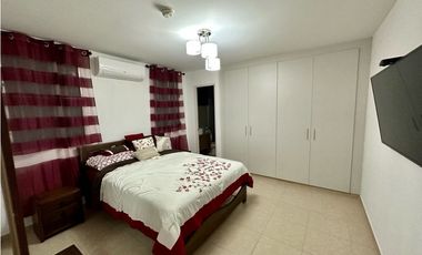VENDO CASA EN BRISAS DE GOLF DE ARRAIJAN. AM
