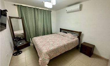 VENDO CASA EN BRISAS DE GOLF DE ARRAIJAN. AM