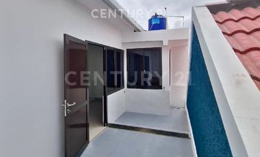 Rumah 2lt Di Tytyan Kencana Selangkah Ke Mall Summarecon Bekasi