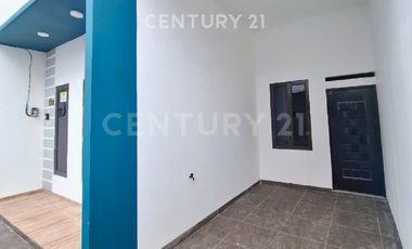 Rumah 2lt Di Tytyan Kencana Selangkah Ke Mall Summarecon Bekasi