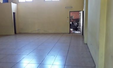 EXCELENTE LOCAL SOBRE RUTA