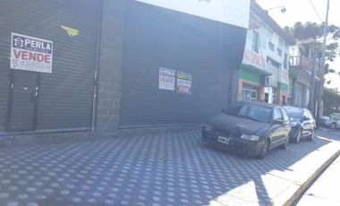 EXCELENTE LOCAL SOBRE RUTA