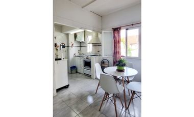 ph en venta en barrio Chauvín