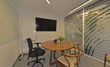 Planta libre en centro de negocios Rosario Norte