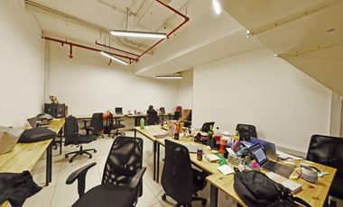 Planta libre en centro de negocios Rosario Norte