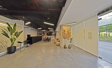 Planta libre en centro de negocios Rosario Norte