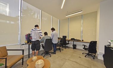Planta libre en centro de negocios Rosario Norte