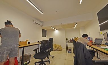 Planta libre en centro de negocios Rosario Norte
