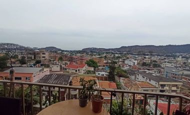 Venta de departamento en Lomas de Urdesa Norte de Guayaquil IRG