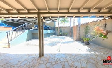 casa en arriendo en loma del esmeraldal. Cod A5277
