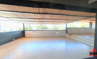 casa en arriendo en loma del esmeraldal. Cod A5277