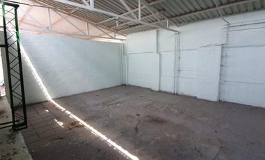 casa en arriendo en melgar. Cod A117441