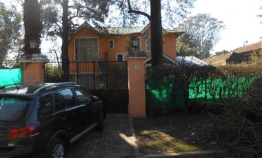 Chalet en venta en Villa Udaondo