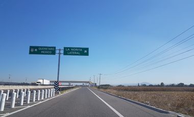 Renta de terreno frente a la planta Toyota a pie de carretera