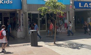 Local en  Peatonal Mendoza